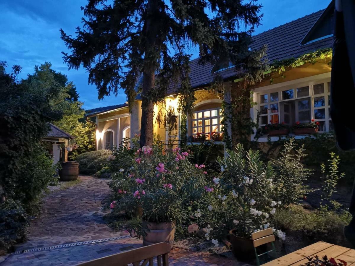 Villa-Magdi Vendeghaz Ревфюлёп Экстерьер фото
